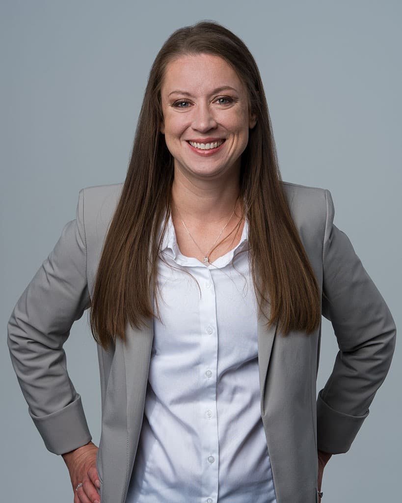 Rachel Annis, Senior Accountant