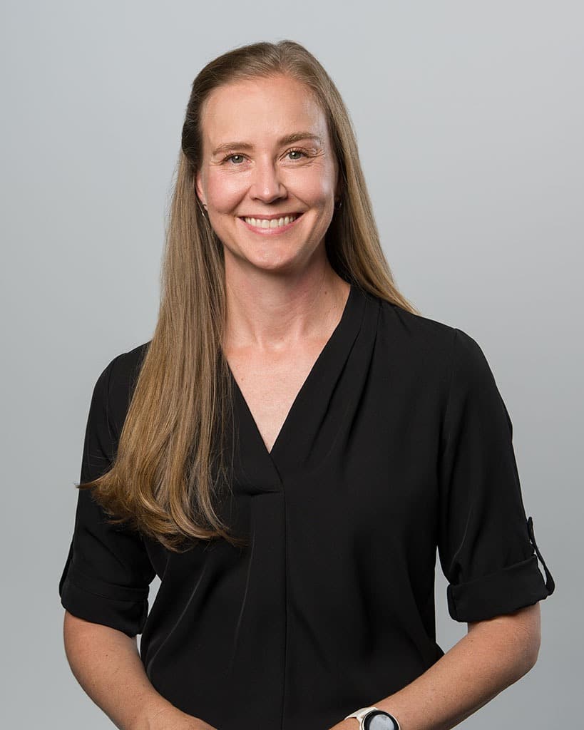 Lindsey Juillard, Assistant Controller